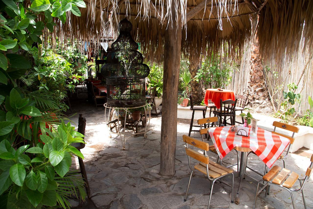 Hotel Historico Las Casitas Mulege Bagian luar foto